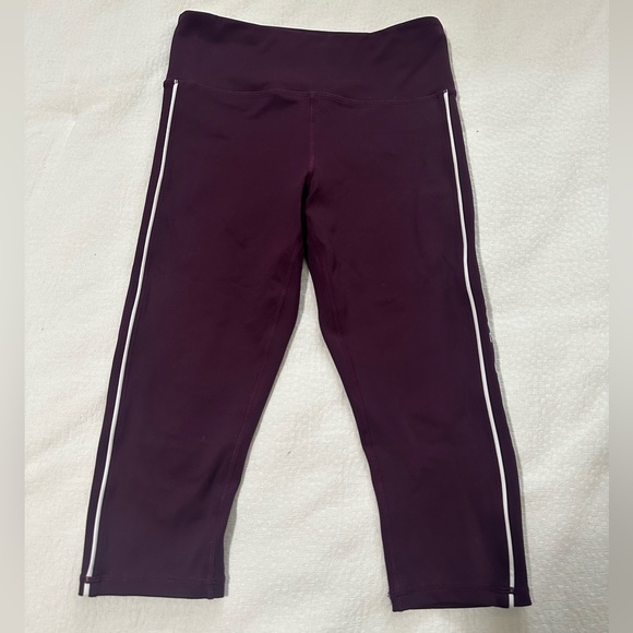 Zyia Plum Logo Stripe Light n Tight Hi-rise Crop 17" size 6-8 - Picture 5 of 8